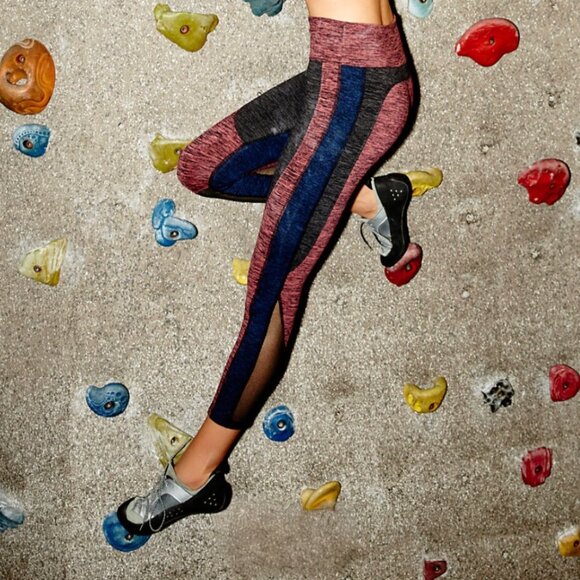 Free People Movement Dylan Leggings sz M moisture wicking - Picture 1 of 8